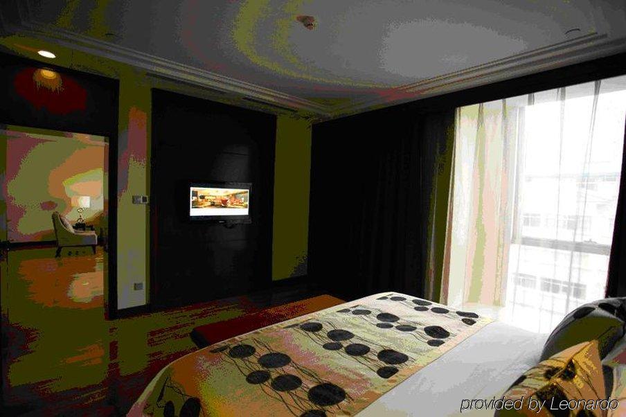 فندق كونمينغفي  فندق كونمينج جولدن إيجل سميت الغرفة الصورة